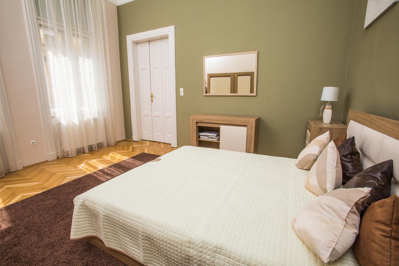 Novak Apartman Сегед Экстерьер фото